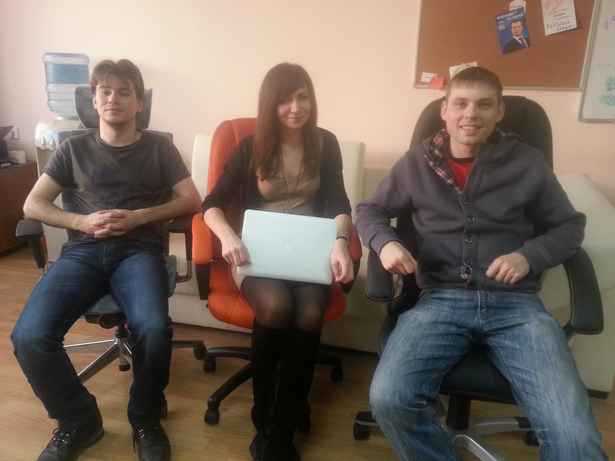 Позируем с новыми креслами